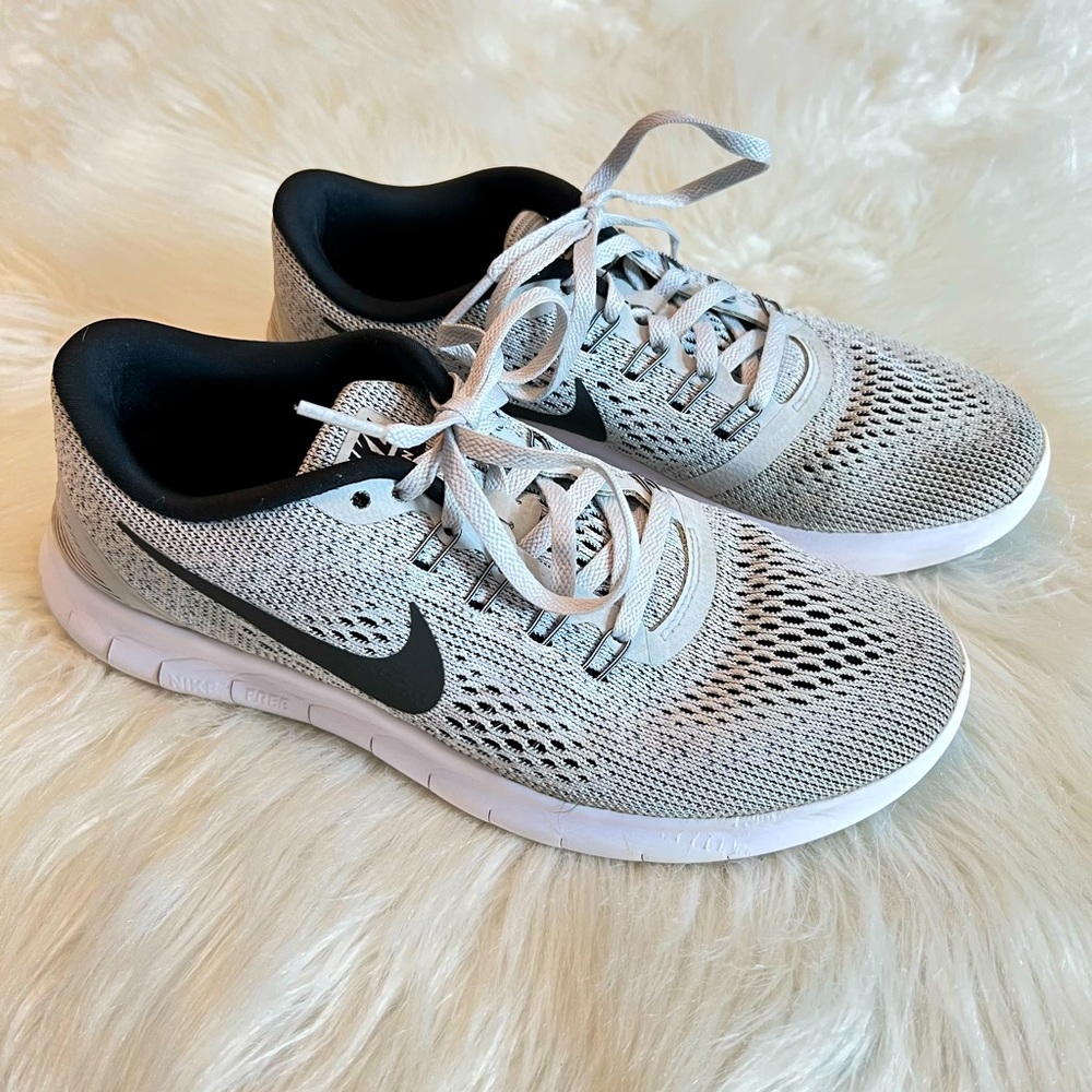 Nike Running Shoes | Nike Free RN Sneakers | Please Read Below